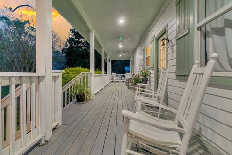 A home in Johns Island