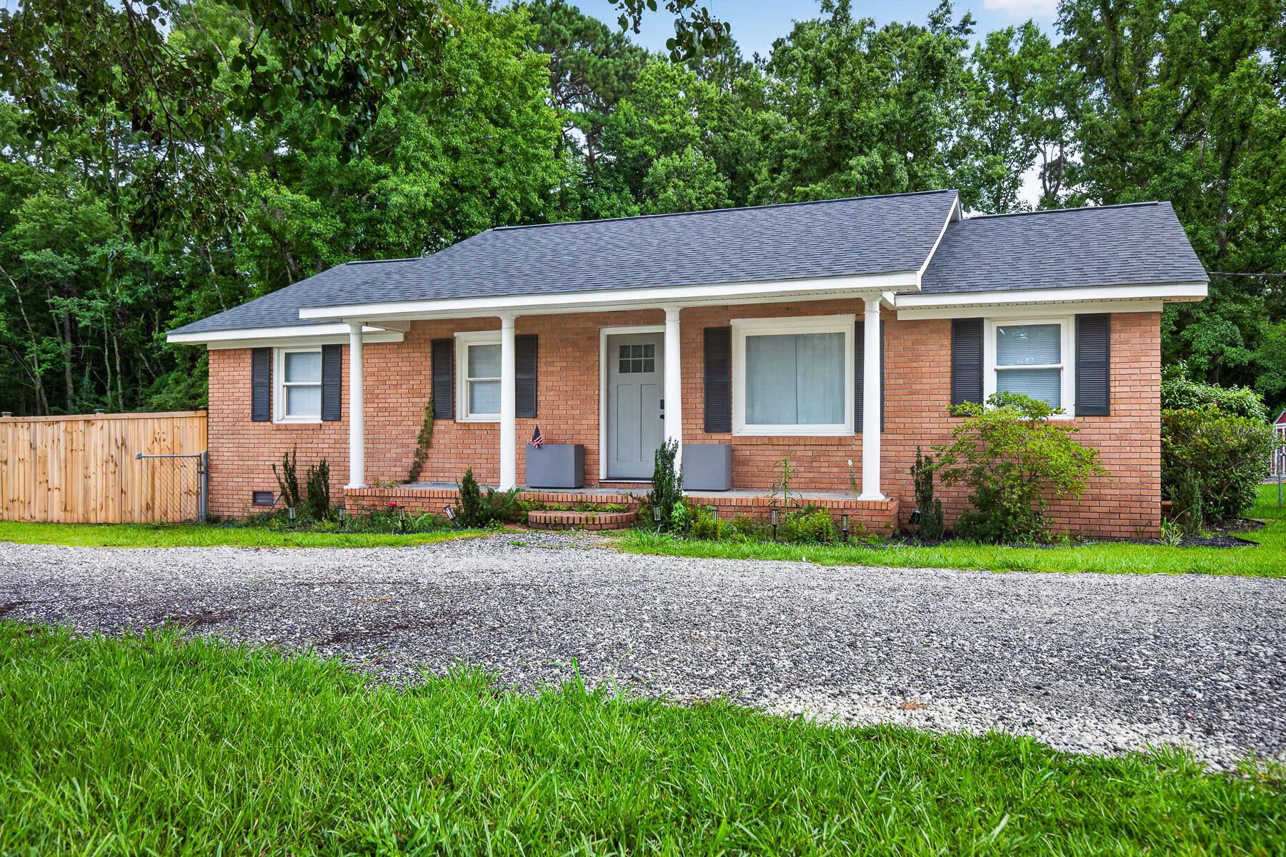 504 W Butternut Road