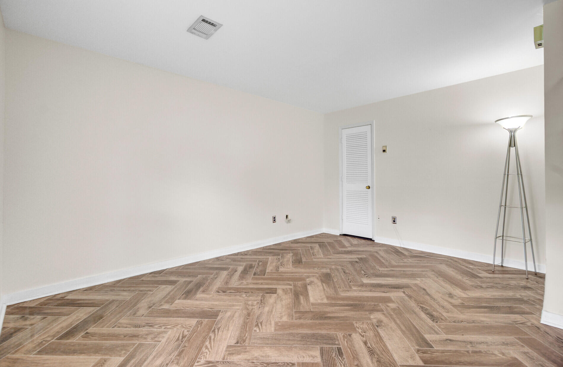 2494 Etiwan Avenue 5h