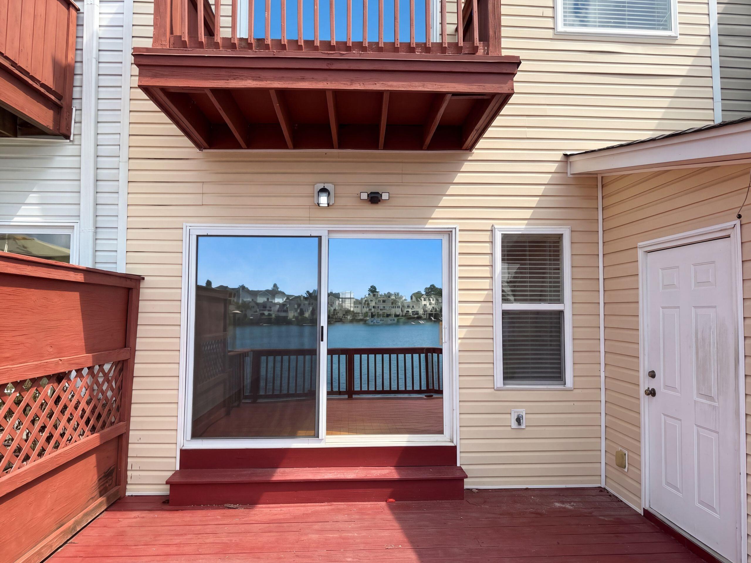 4933 Lake Palmetto Lane