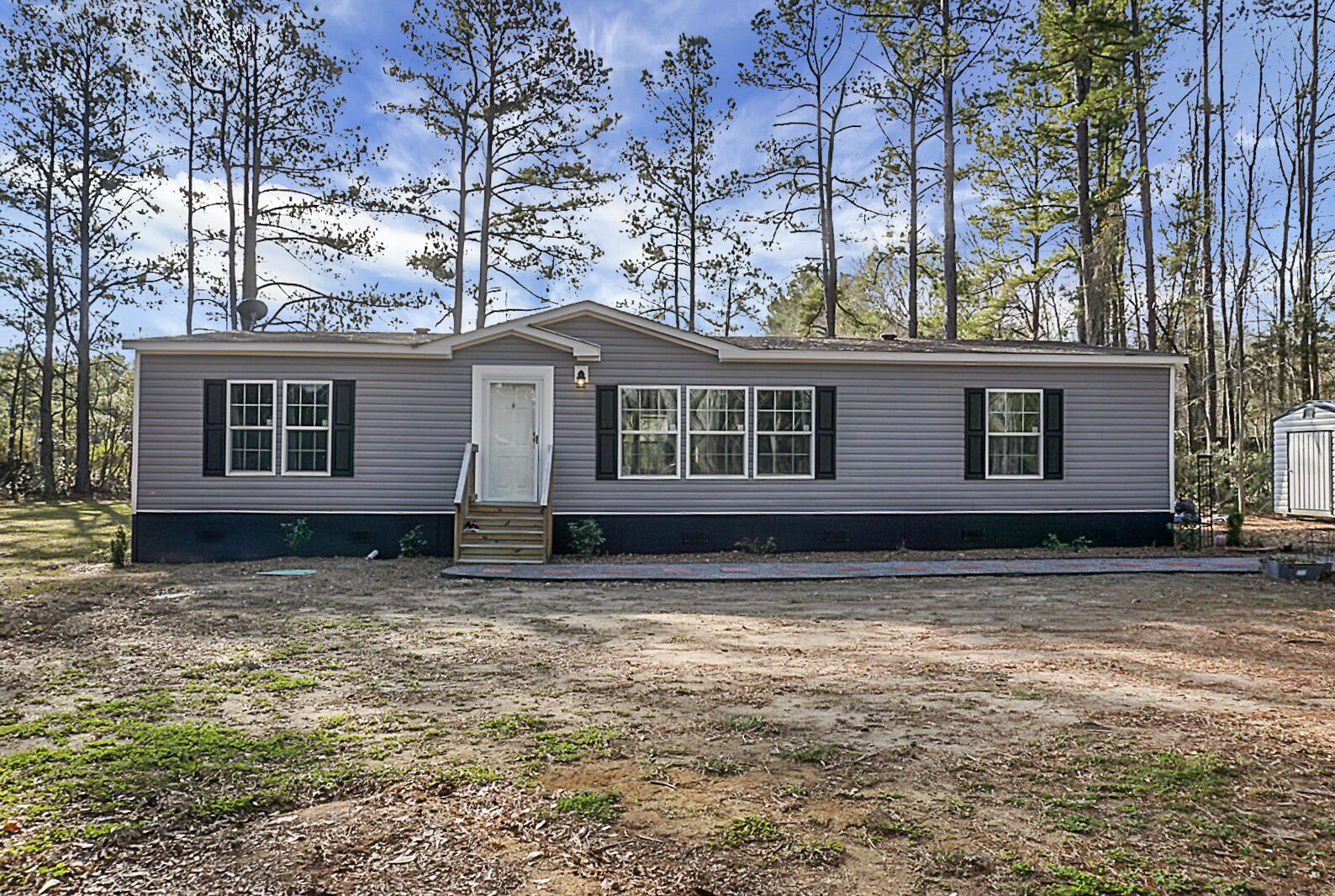 Photo 4 of 37 of 867 Fauling Road mobile home