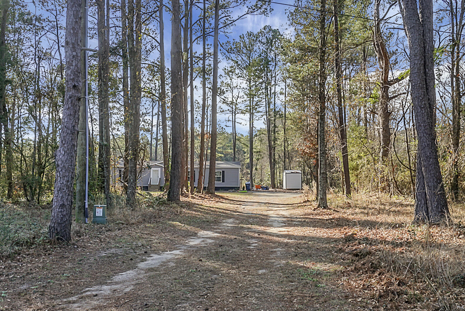 Photo 3 of 37 of 867 Fauling Road mobile home