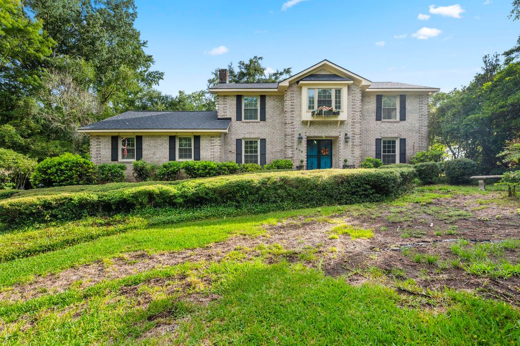Photo of 506 Fairington Drive, Summerville, SC 29485 (MLS # 26005213)
