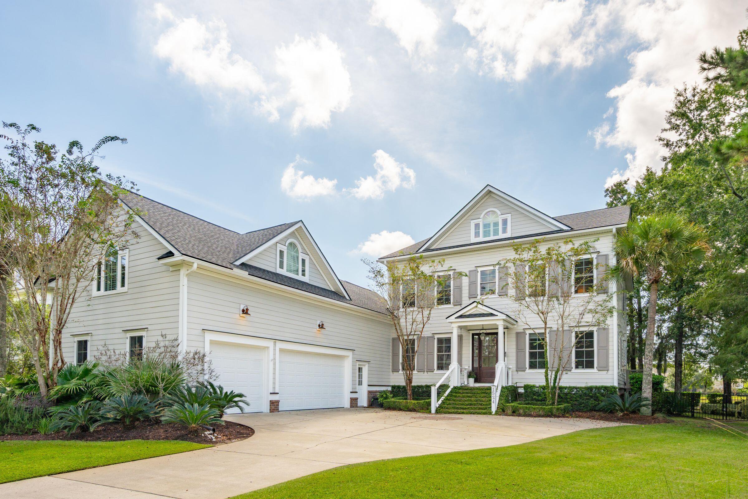 1524 Rivertowne Country Club Drive