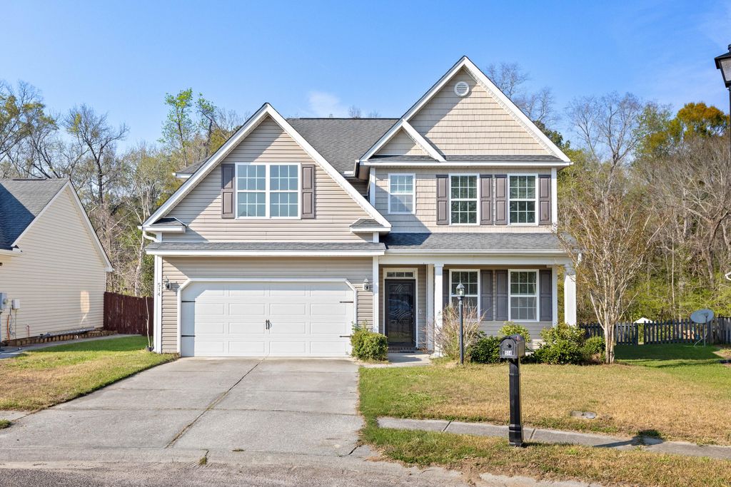 Photo of 514 Fellers Court, Goose Creek, SC 29445 (MLS # 26008396)