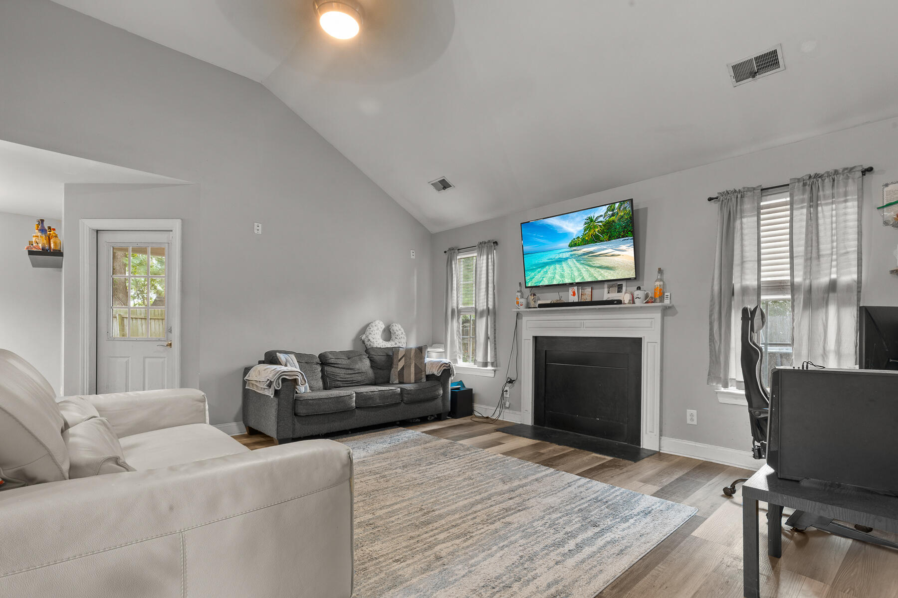 402 Equinox Circle