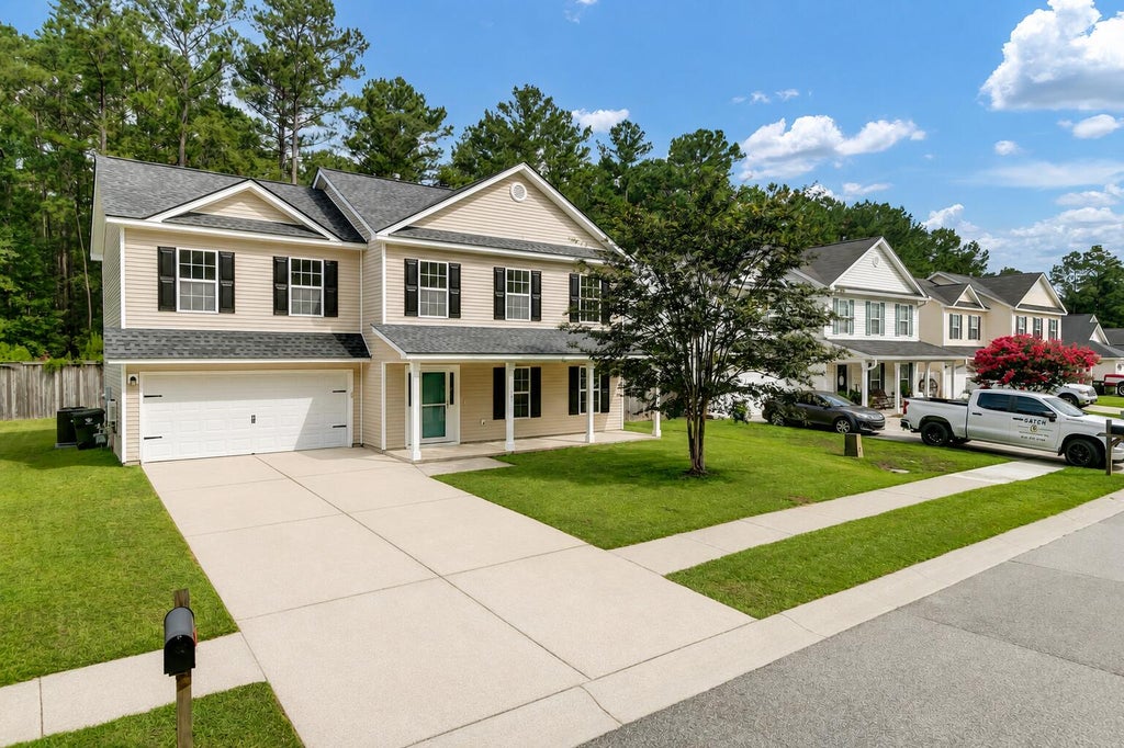 Photo of 161 Blackstone Drive, Moncks Corner, SC 29461 (MLS # 26020702)