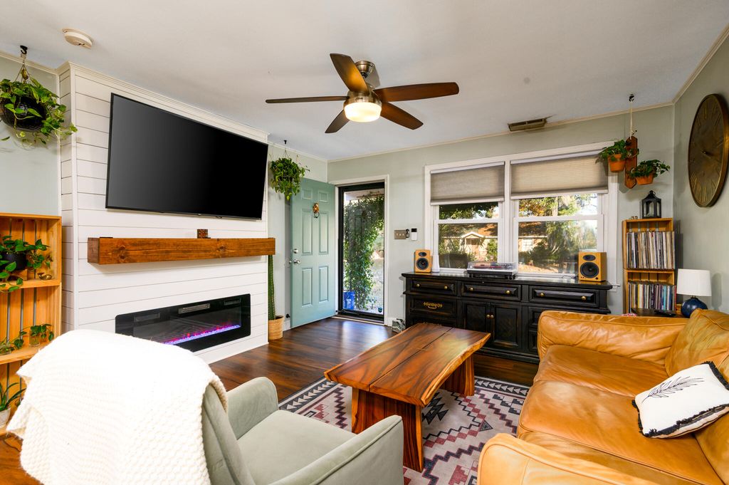 Photo of 4123 Oakridge Drive, North Charleston, SC 29418 (MLS # 25031343)