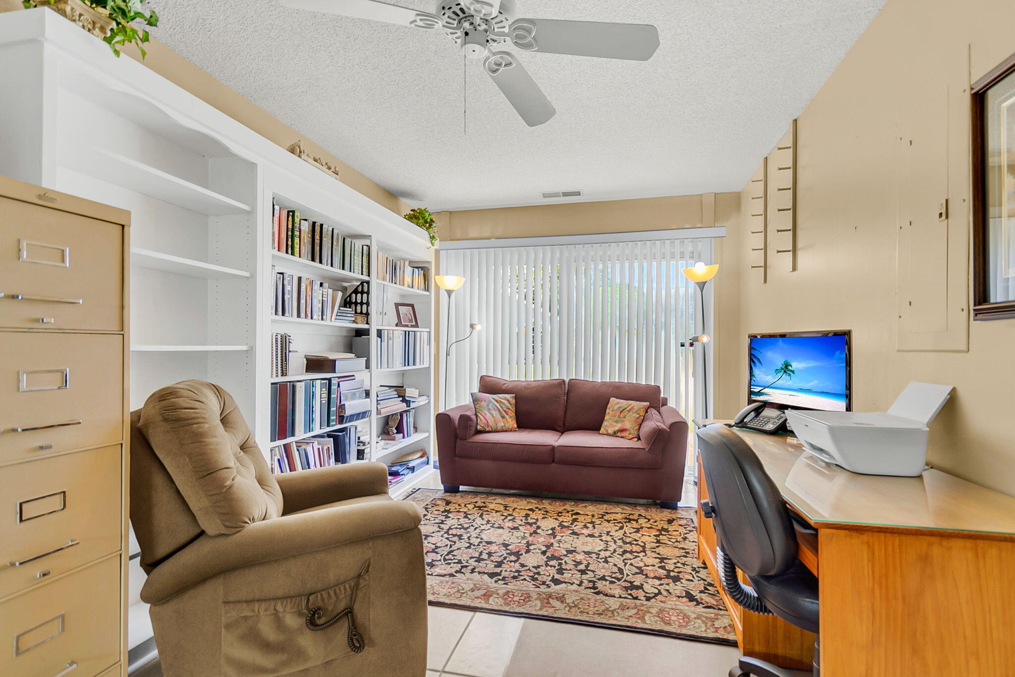 1748 Orange Grove Shores Drive