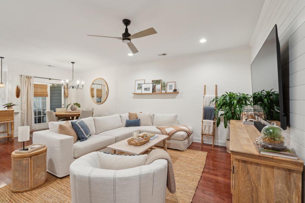 Photo of 1200 Dingle Road, Mount Pleasant, SC 29466 (MLS # 26004500)