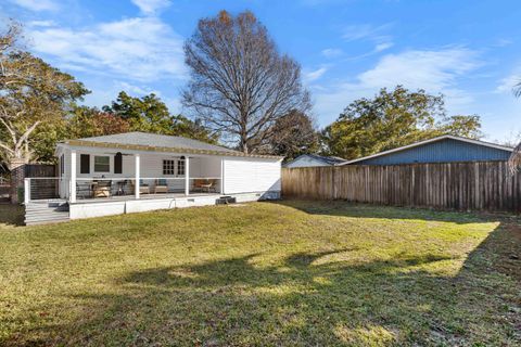 A home in Mount Pleasant