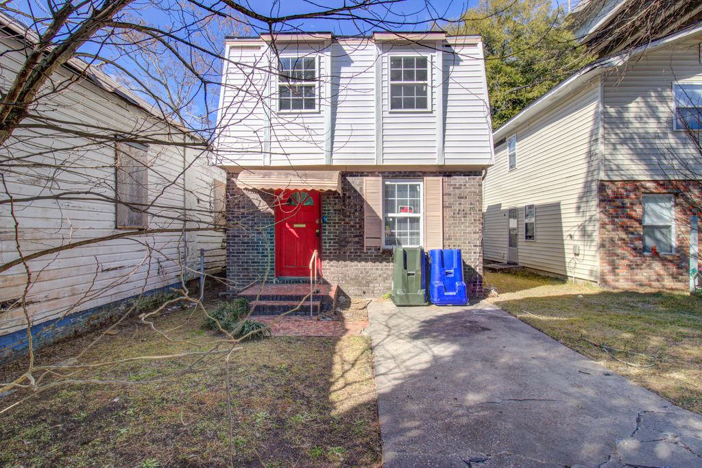 Photo of 30 Poinsett Street, Charleston, SC 29403 (MLS # 26008174)