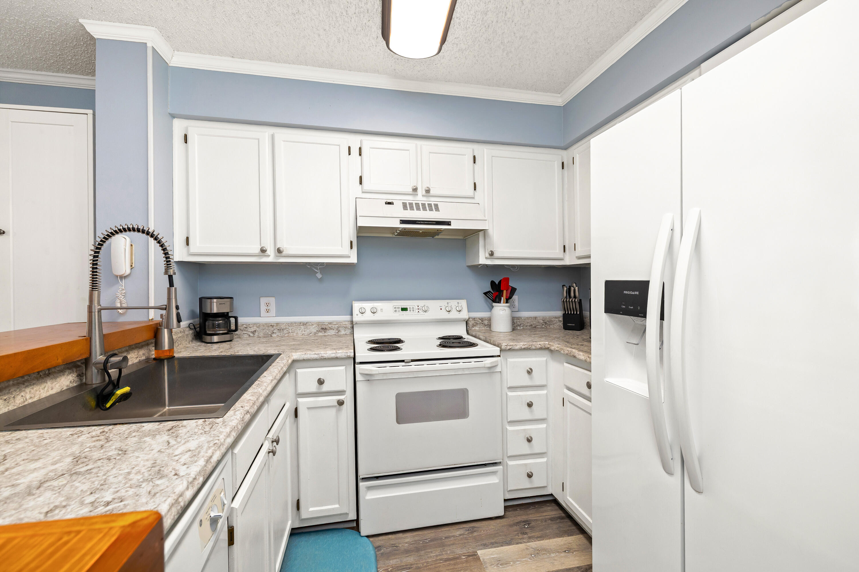5201 Cypress Pointe # D201