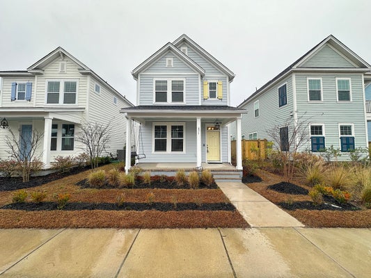 651 BLUEWAY AVE, SUMMERVILLE, SC 29486 - Image e03a9ddf4ade9a23c848174bc68eddb9/1099876736