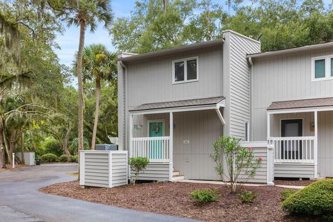 Photo of 609 Double Eagle Trace, Seabrook Island, SC 29455 (MLS # 25027620)