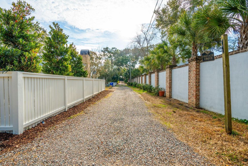 Photo of 119 Freeman Street, Mount Pleasant, SC 29464 (MLS # 26002406)