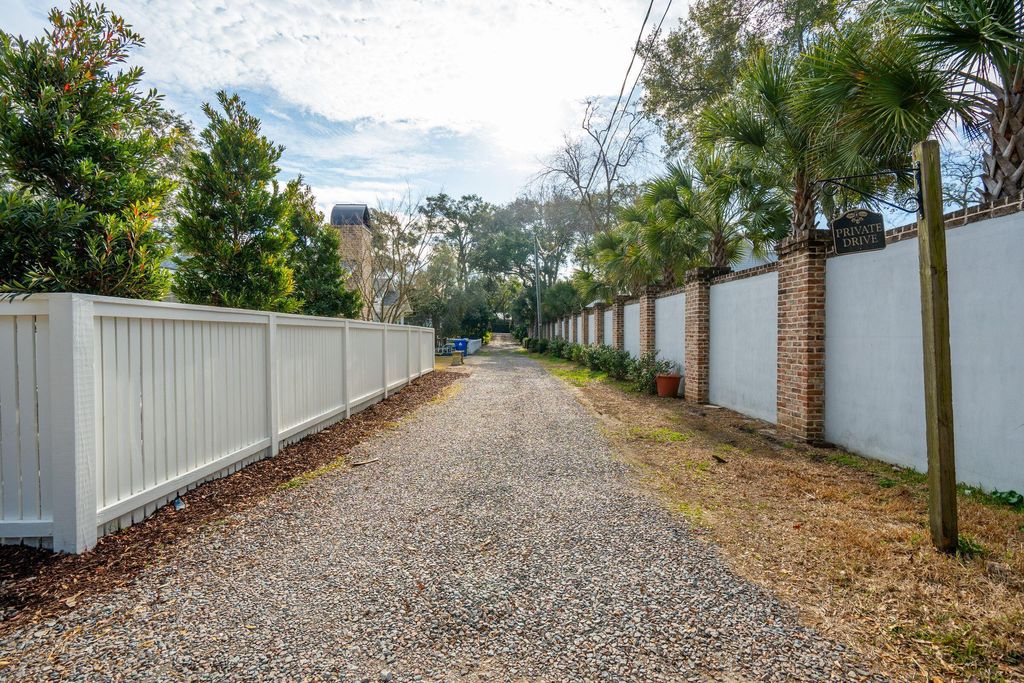 Photo of 119 Freeman Street, Mount Pleasant, SC 29464 (MLS # 26002406)