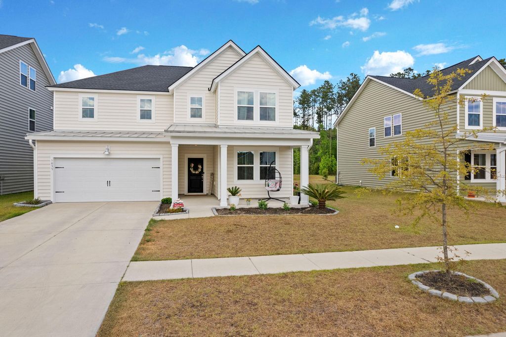 Photo of 1037 Fitzgerald Court, Summerville, SC 29485 (MLS # 26011003)