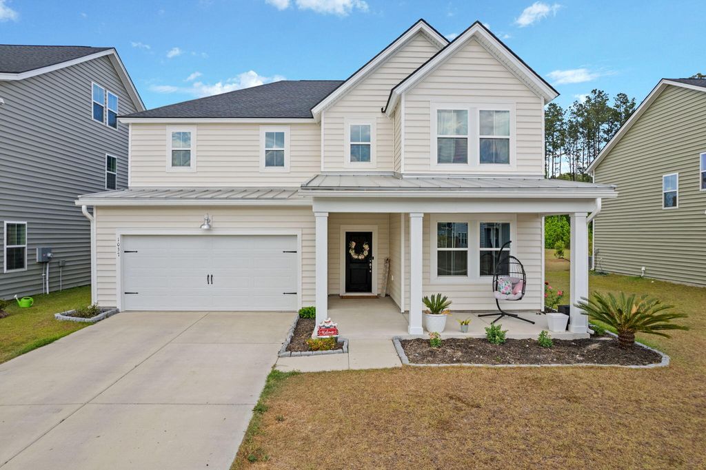 Photo of 1037 Fitzgerald Court, Summerville, SC 29485 (MLS # 26011003)