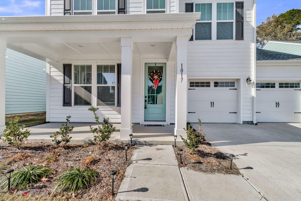 Photo of 1017 Field Sparrow Drive, Ravenel, SC 29470 (MLS # 25032688)