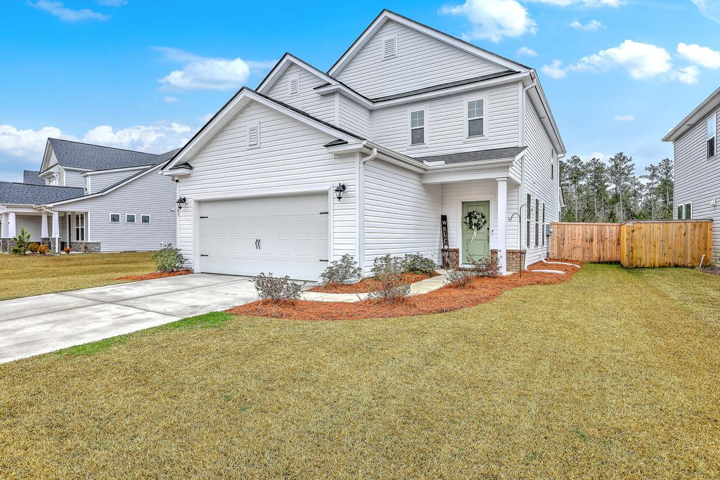 Photo of 185 Wappoo Trace Lane, Summerville, SC 29486 (MLS # 26002647)