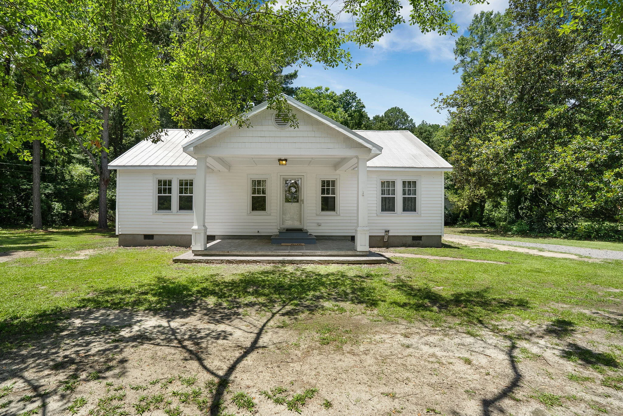 1737 Pinopolis Road