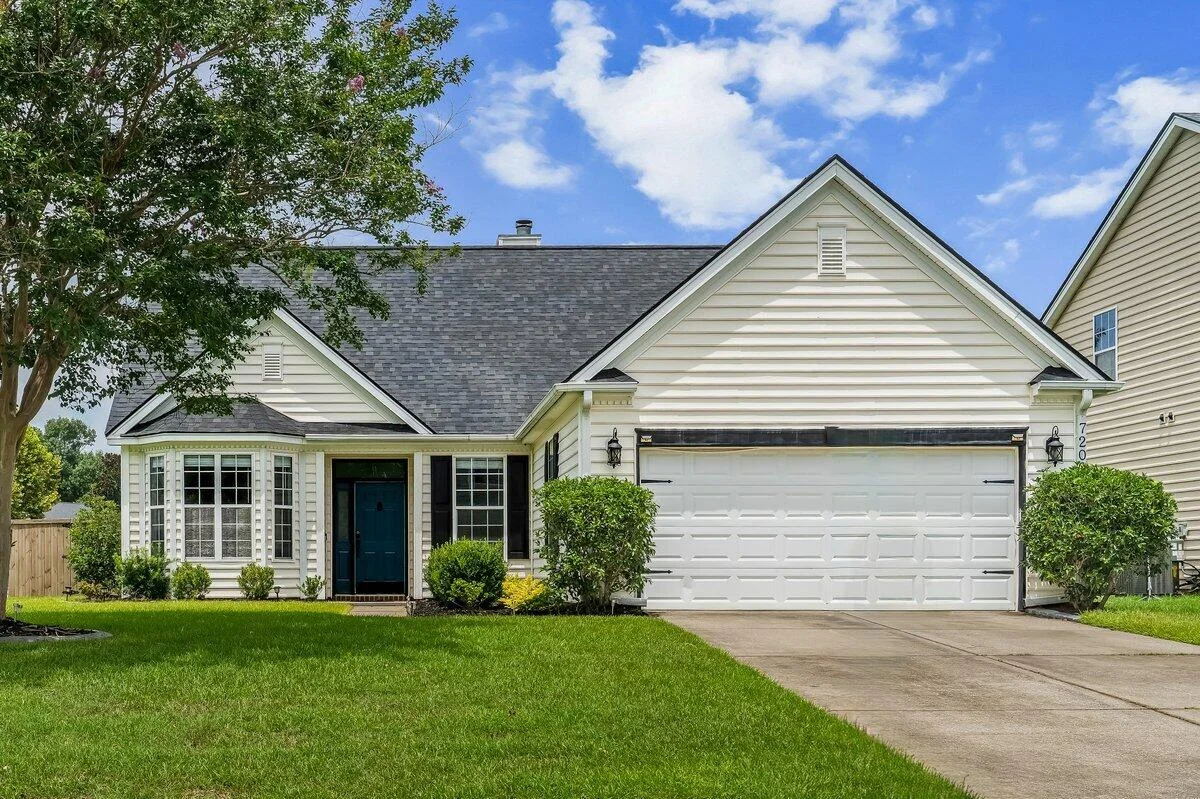 7200 Wistling Godwit Way