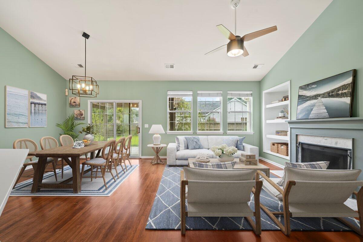7200 Wistling Godwit Way