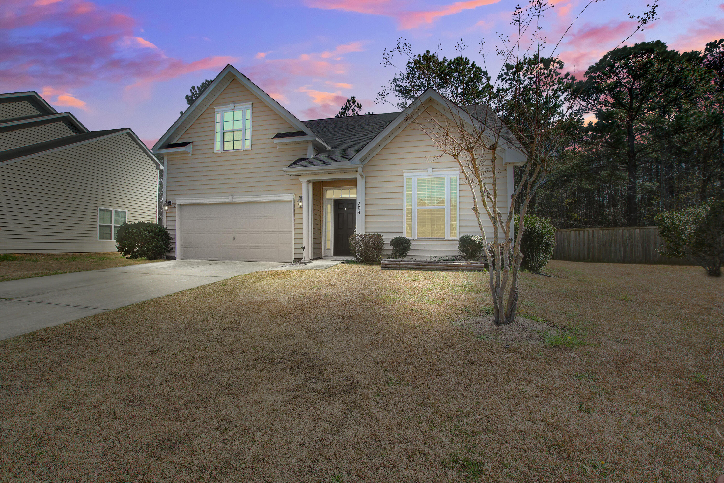204 Palmetto Village Circle