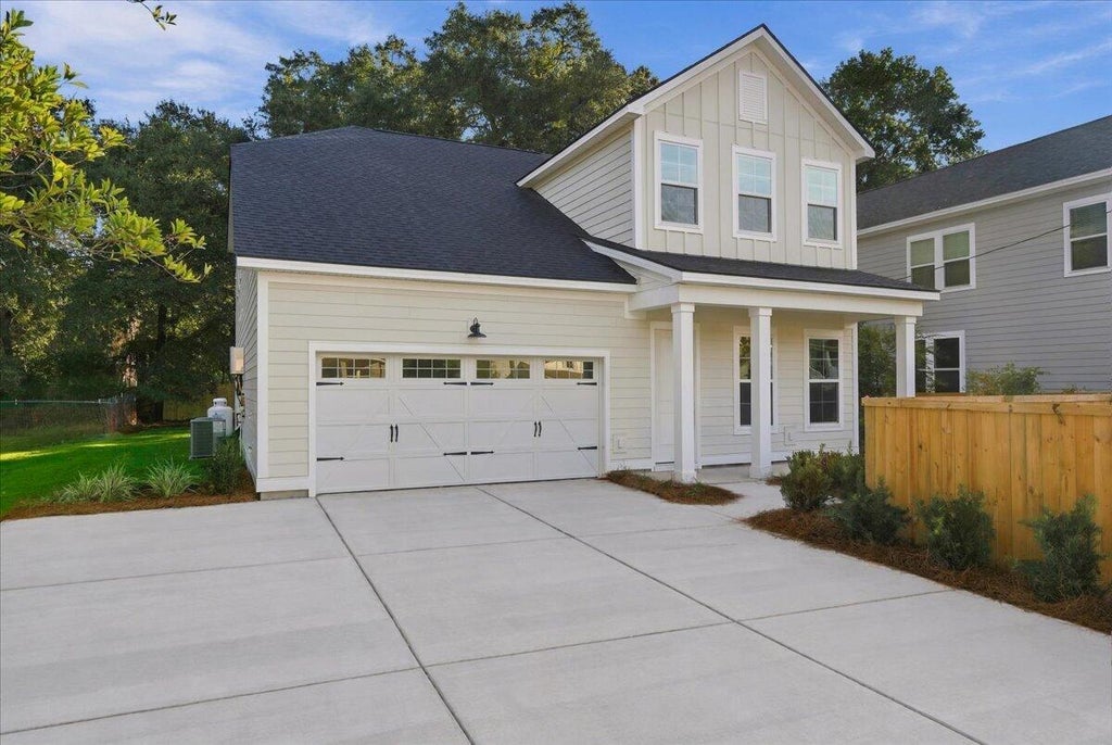 Photo of 736 Kent Street, Mount Pleasant, SC 29464 (MLS # 26028588)