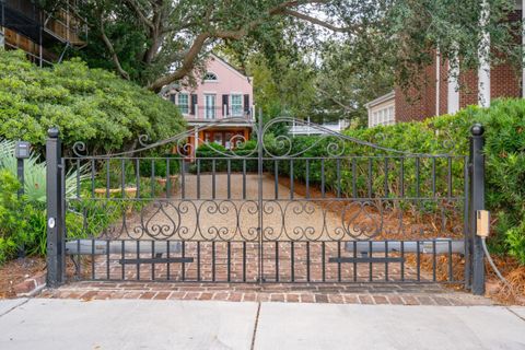 14 1/2 Murray Boulevard Charleston SC 29401