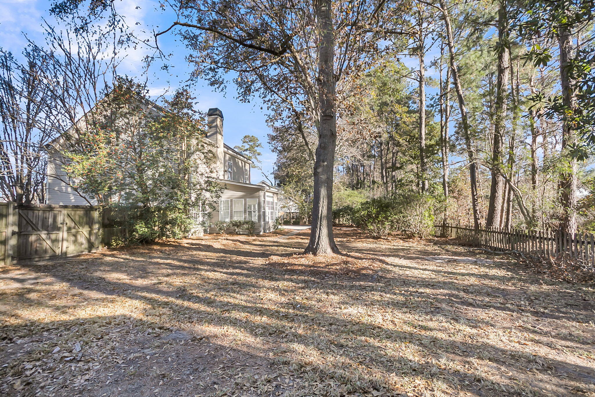 5513 Elliott Glen Court