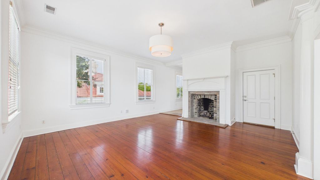 Photo of 180 Broad Street #E, Charleston, SC 29401 (MLS # 26011535)