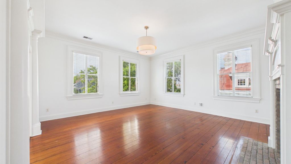 Photo of 180 Broad Street #E, Charleston, SC 29401 (MLS # 26011535)