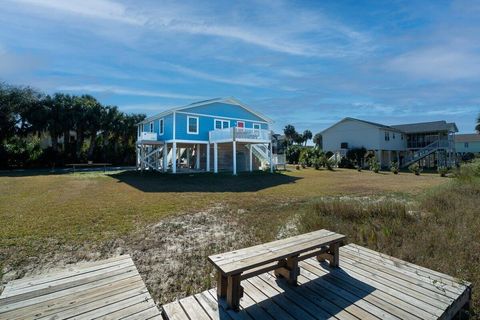 A home in Edisto Island