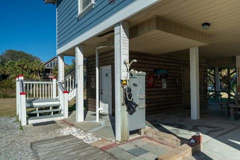 A home in Edisto Island