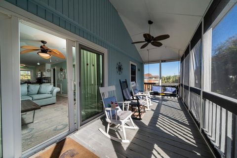 A home in Edisto Island