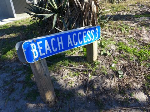 A home in Edisto Island