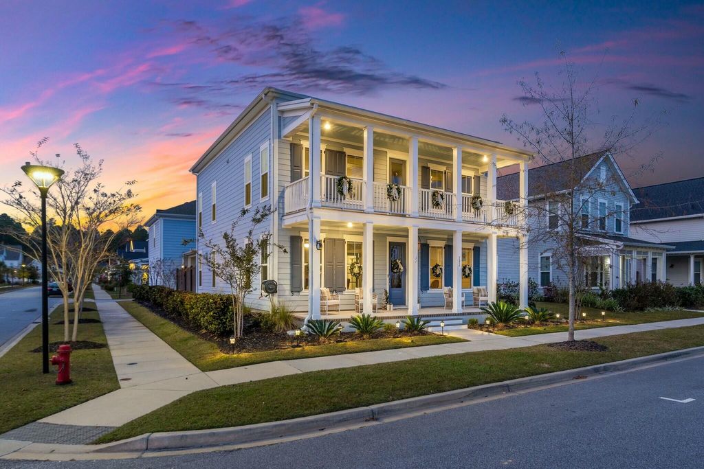 Photo of 282 Great Lawn Drive, Summerville, SC 29486 (MLS # 25026023)