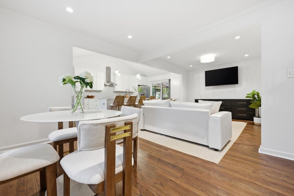 Photo of 1204 Oldwanus Drive, Mount Pleasant, SC 29464 (MLS # 26009901)