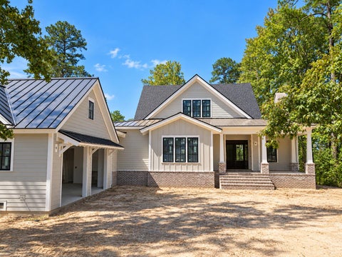 Photo of 107 Peninsula Drive, Ravenel, SC 29470 (MLS # 26028190)