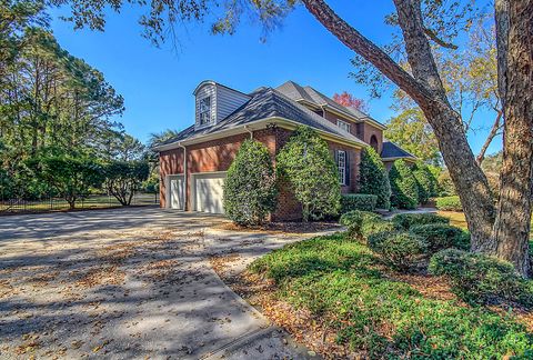 Single Family Residence in Mount Pleasant SC 1425 Omni Boulevard 5.jpg