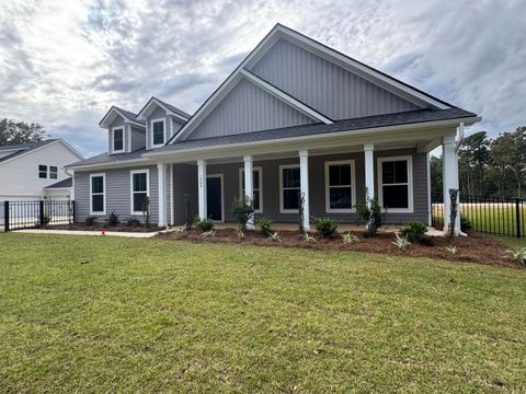 Photo of 1964 Central Avenue, Summerville, SC 29483 (MLS # 25011545) Photo of 1964 Central Avenue, Summerville, SC 29483 (MLS # 25011545)