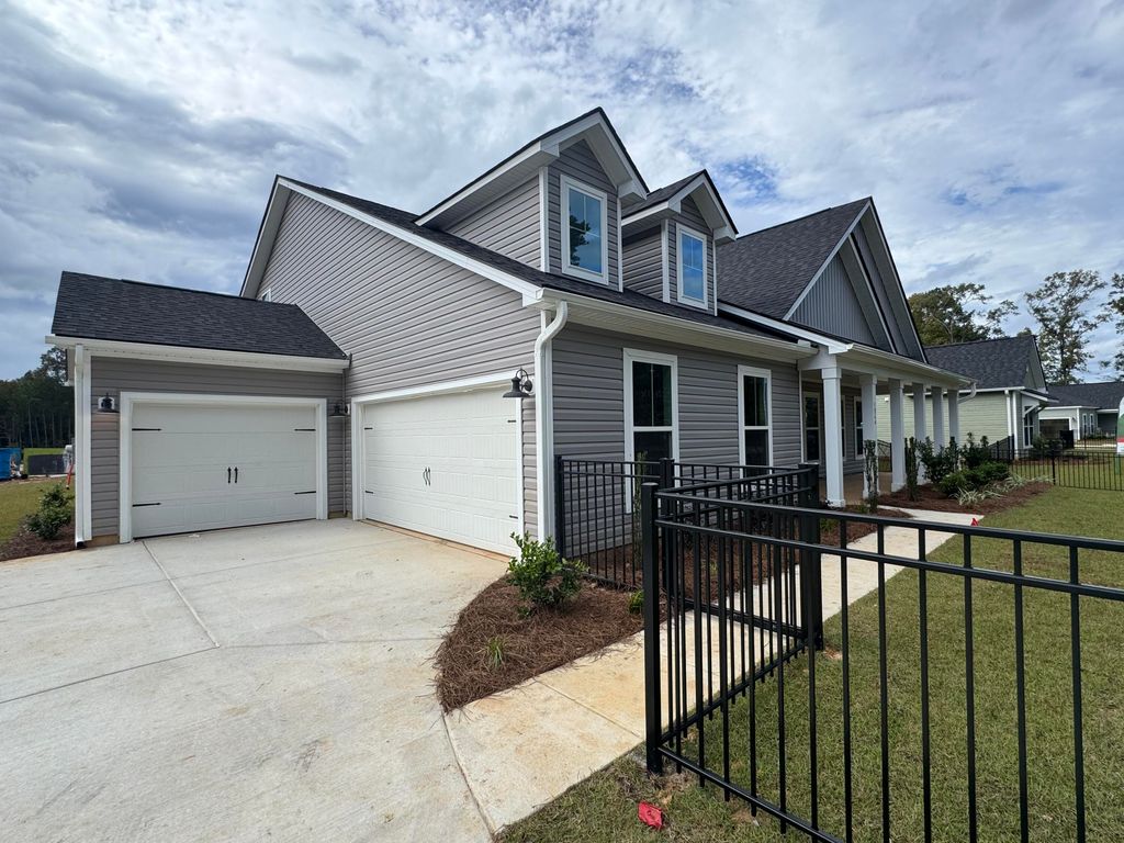 Photo of 1964 Central Avenue, Summerville, SC 29483 (MLS # 25011545)