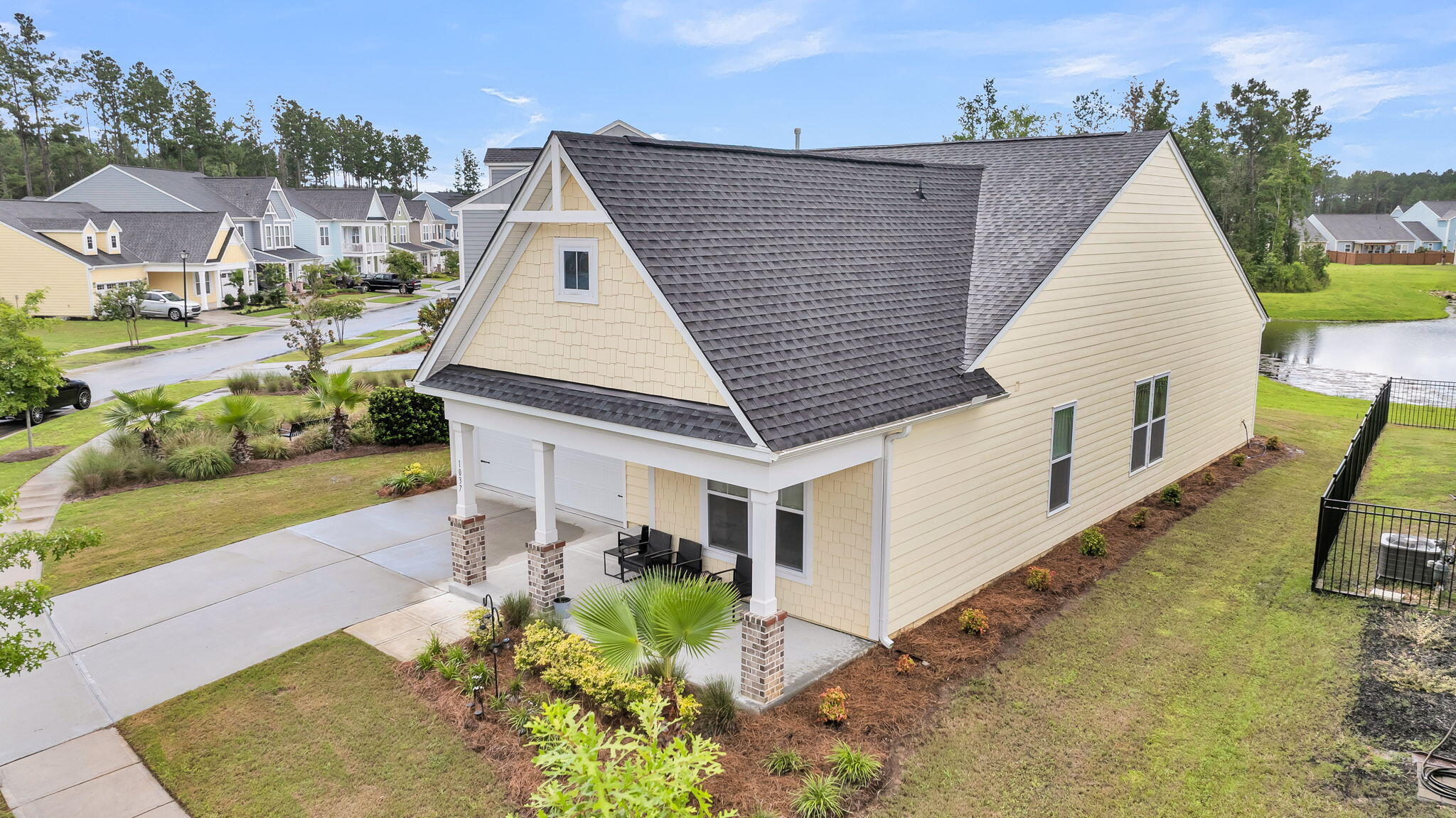 1037 Magnolia Warbler Way