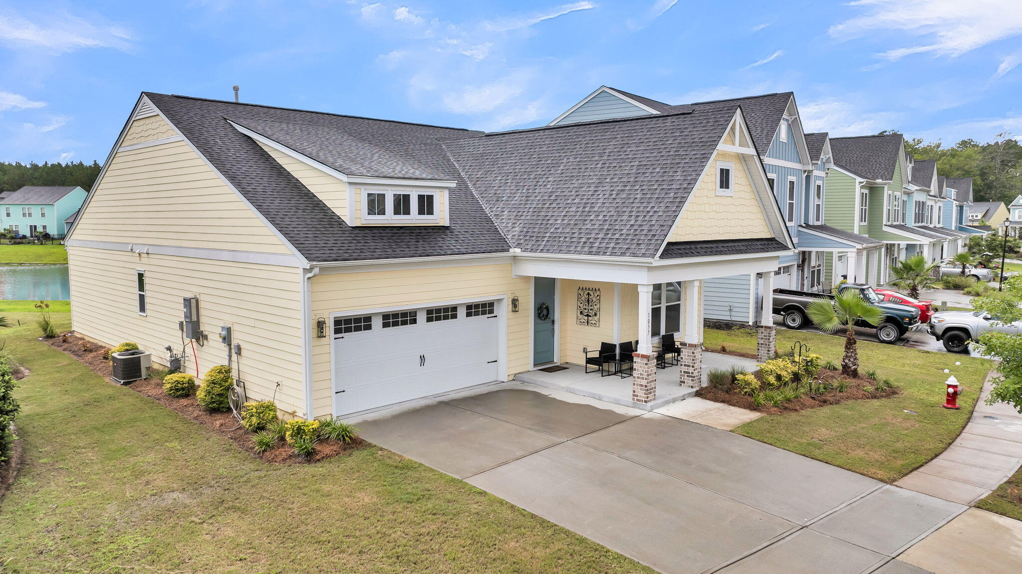 1037 Magnolia Warbler Way