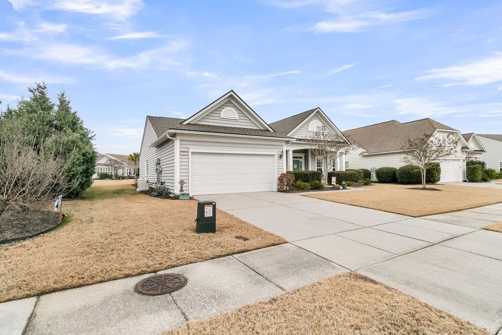Photo of 320 Waterlily Way, Summerville, SC 29486 (MLS # 26002580)