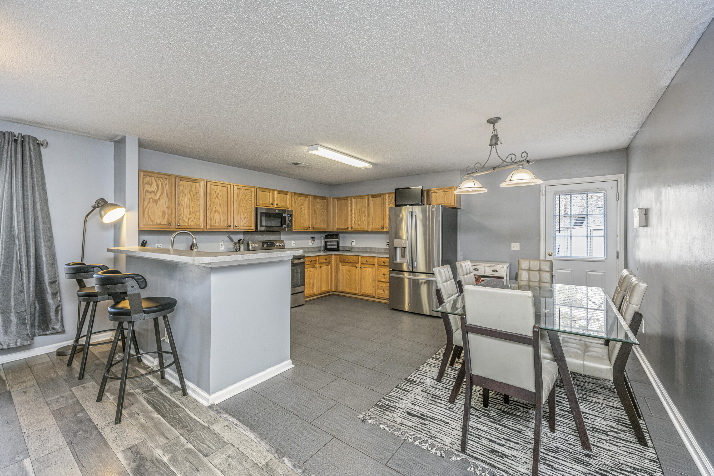 2010 Cripplecreek Drive