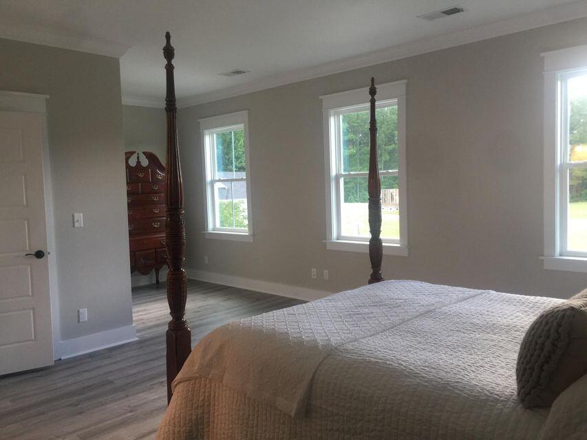 Photo 6 of 9 of 137 Brightwood Drive house
