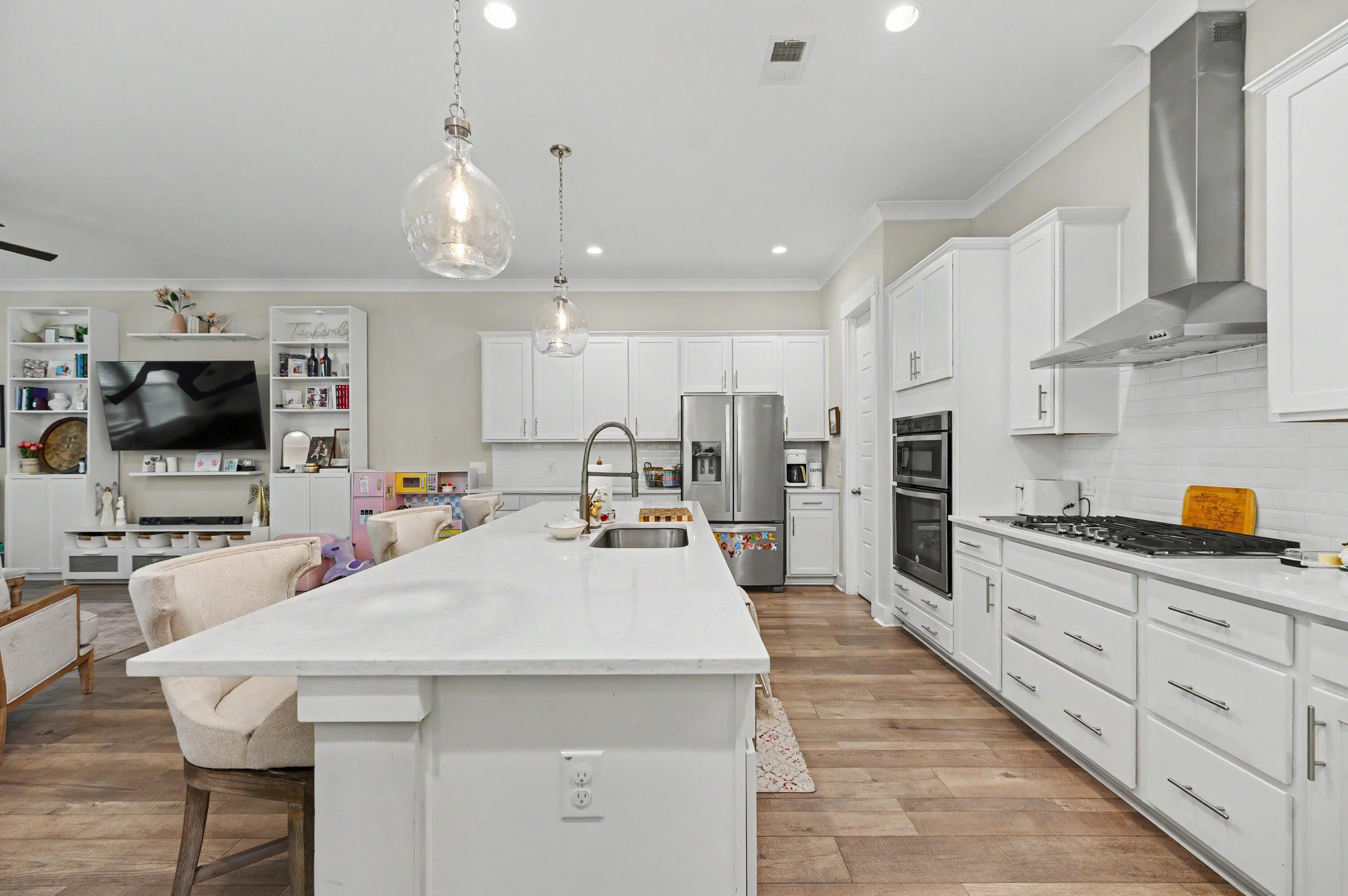 4413 Louisa Lane
